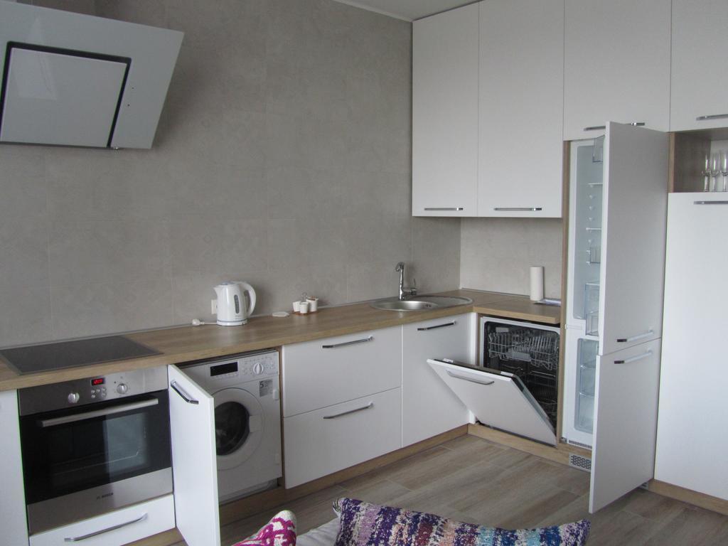 Apartments On Henuezskaya 5 Οδησσός Εξωτερικό φωτογραφία