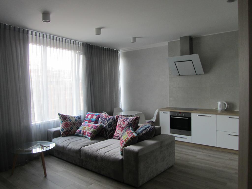 Apartments On Henuezskaya 5 Οδησσός Εξωτερικό φωτογραφία