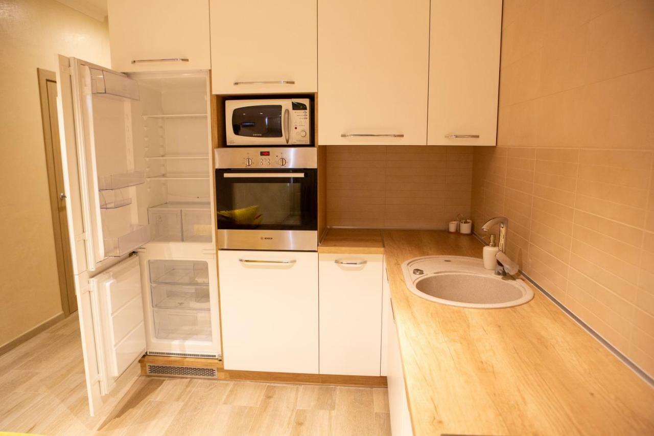 Apartments On Henuezskaya 5 Οδησσός Εξωτερικό φωτογραφία