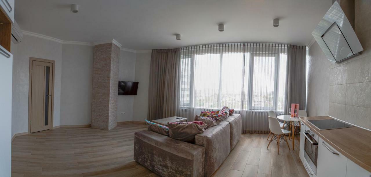 Apartments On Henuezskaya 5 Οδησσός Εξωτερικό φωτογραφία